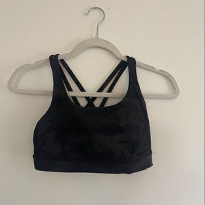 Lululemon Black Energy Sports Bra Size 6